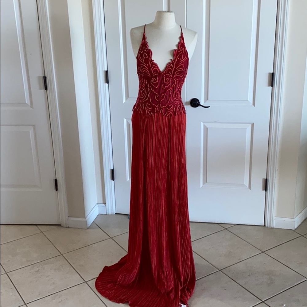 Elegant Red Maxi Dress